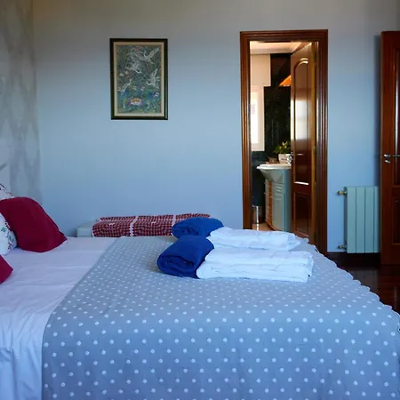 Hébergement de vacances Casa Con Piscina, Vistas Y Cerca De Playas *