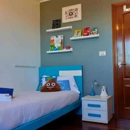 Casa Con Piscina, Vistas Y Cerca De Playas Hébergement de vacances