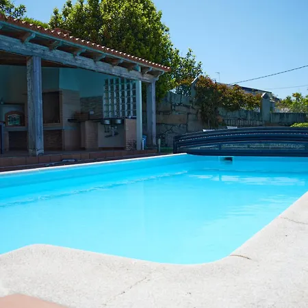 Hébergement de vacances Casa Con Piscina, Vistas Y Cerca De Playas Vigo