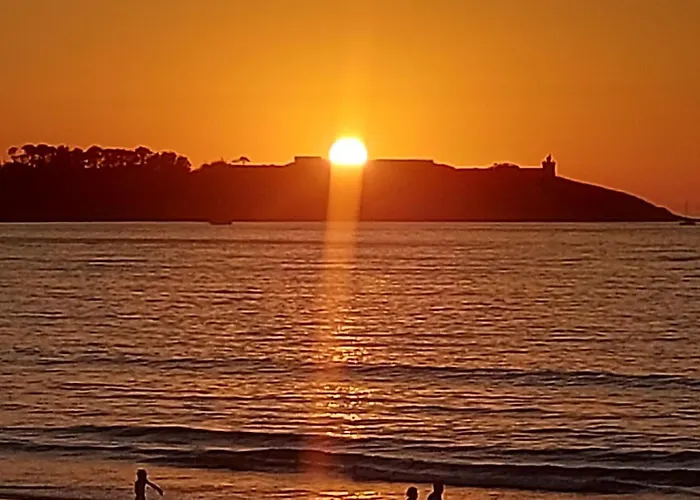 Casa Con Piscina, Vistas Y Cerca De Playas Vigo