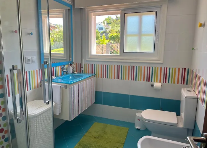 Casa Con Piscina, Vistas Y Cerca De Playas * Vigo